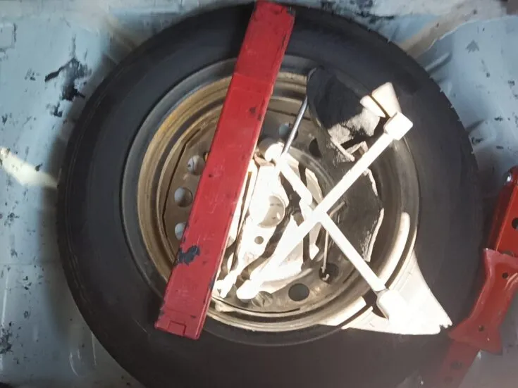 2013 Suzuki S-Presso/1.0 GL – Spare Wheel