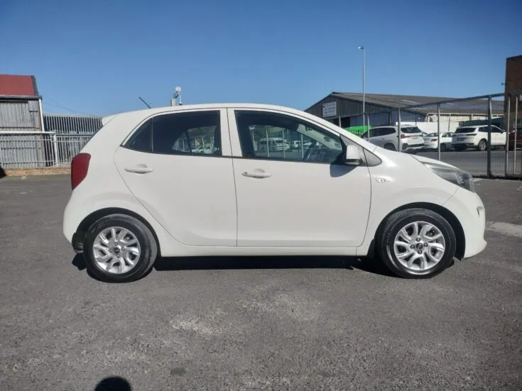 2017 Kia Picanto/1.0 STYLE AT – Right Side Photo