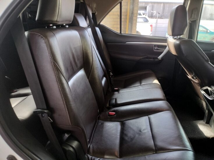 2017 TOYOTA FORTUNER 2.4 GD-6 R/B A/T – Rear Seats