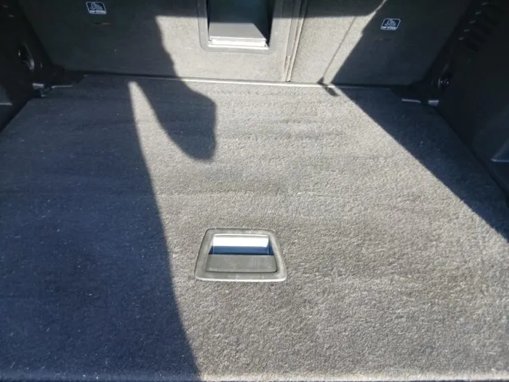 2018 Peugeot 3008/1.6 THP ACTIVE AT – Boot / Loadbin