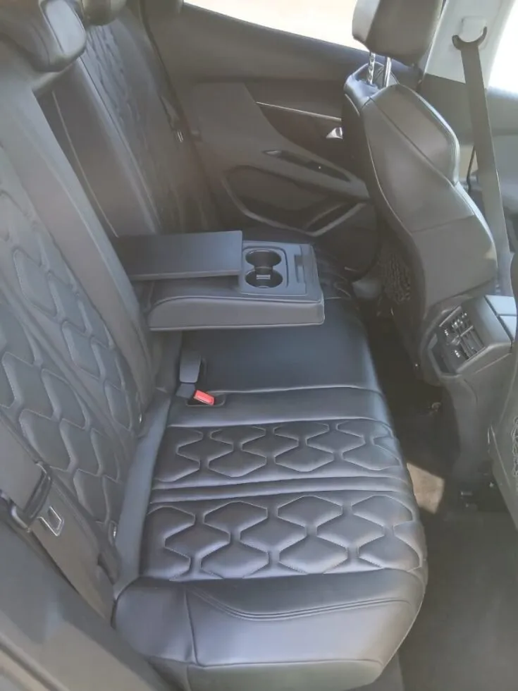 2018 Peugeot 3008/1.6 THP ACTIVE AT – Rear Seats
