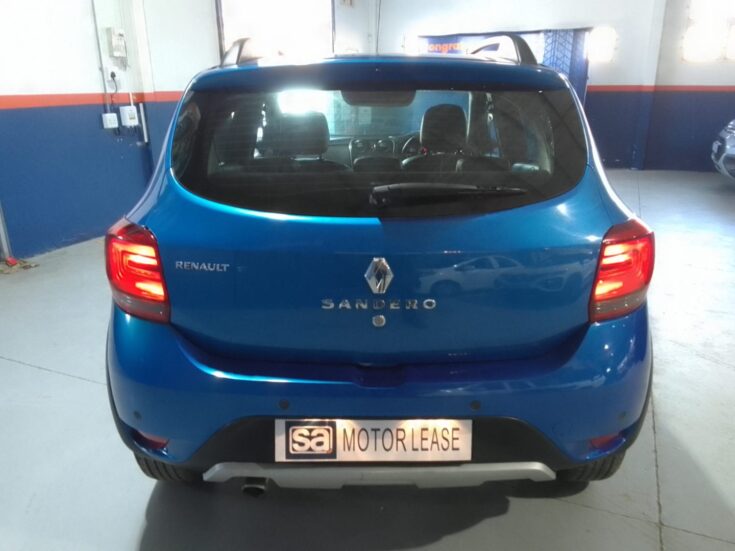2018 RENAULT SANDERO 900T STEPWAY PLUS/TECHROAD – Back Photo