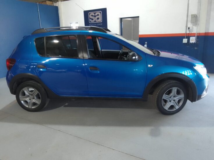 2018 RENAULT SANDERO 900T STEPWAY PLUS/TECHROAD – Right Side Photo