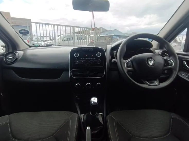 2019 Renault Clio/0.9 AUTHENTIQUE TURBO – Dashboard