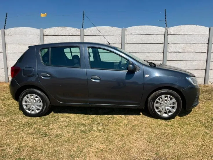 2019 Renault Sandero/0.9 TURBO EXPRESSION – Right Side Photo