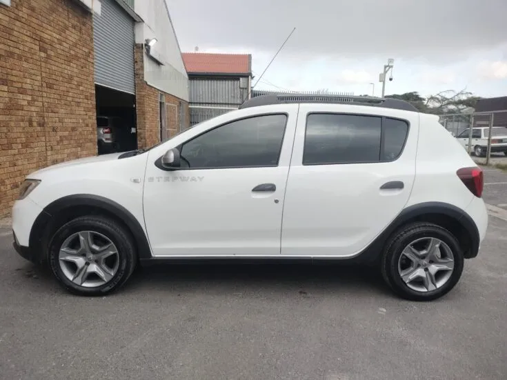 2019 RENAULT SANDERO 900T STEPWAY EXPRESSION MANUAL – Left Side Photo
