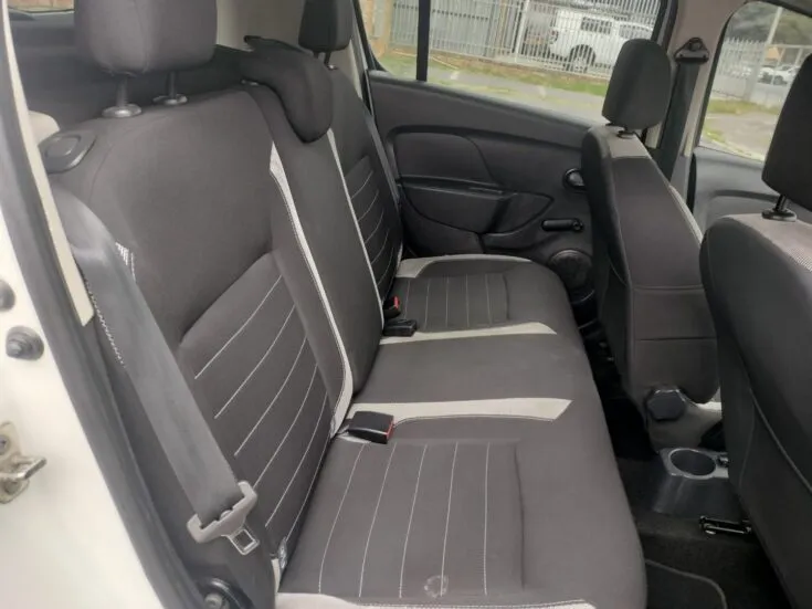 2019 RENAULT SANDERO 900T STEPWAY EXPRESSION MANUAL – Rear Seats