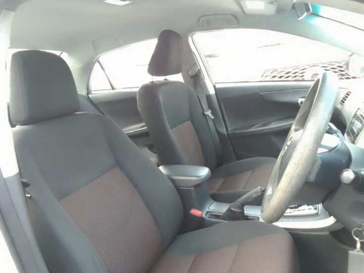 2019 Toyota Corolla Quest 1.6 A/T – Front Seats