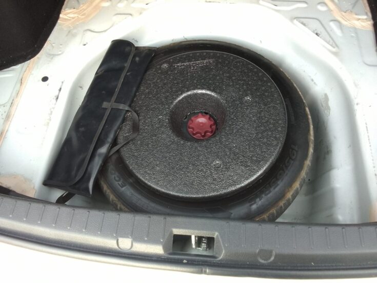 2019 Toyota Corolla Quest 1.6 A/T – Spare Wheel