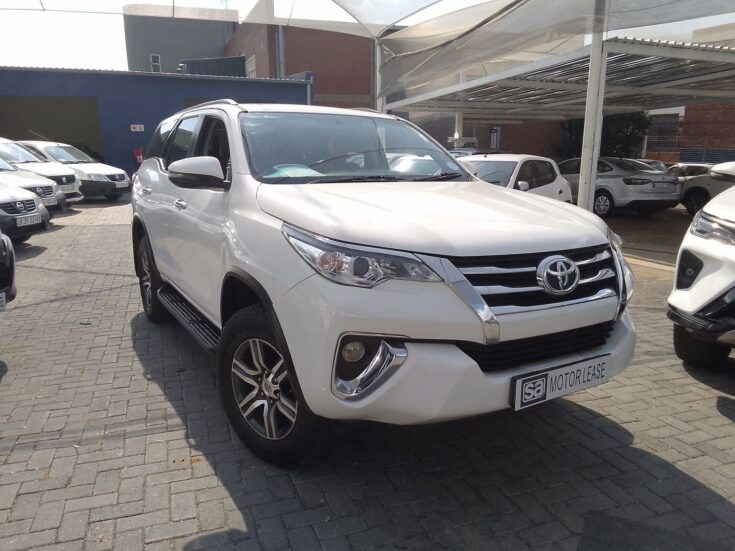 2019 TOYOTA FORTUNER 2.4 GD6 RB 6AT – Front Feature Photo