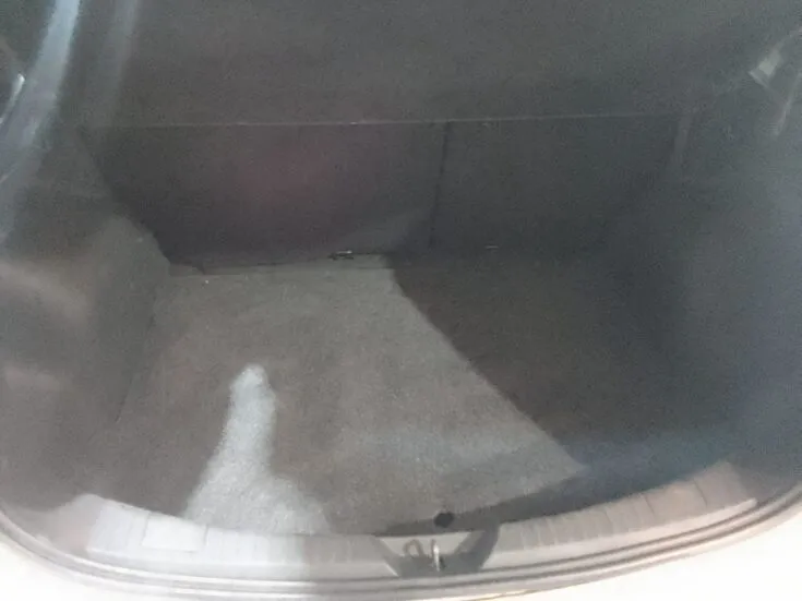 2019 TOYOTA YARIS 1.5 XS 5DR – Boot / Loadbin