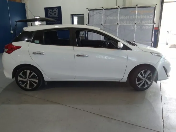 2019 TOYOTA YARIS 1.5 XS 5DR – Right Side Photo