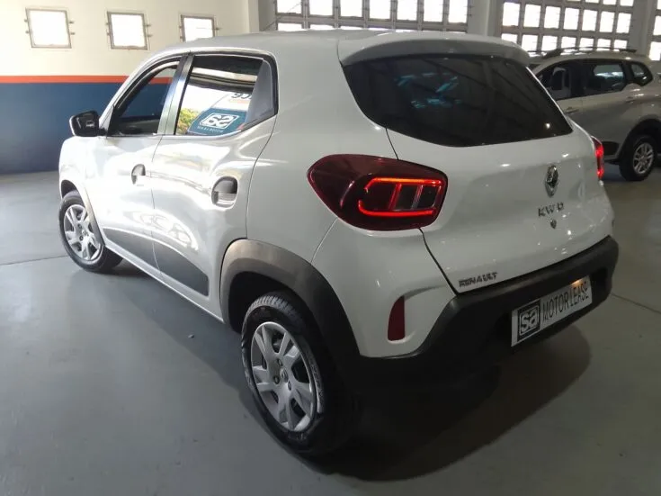 2020 Renault Kwid/1.0 DYNAMIQUE (ABS) – Back Feature Photo