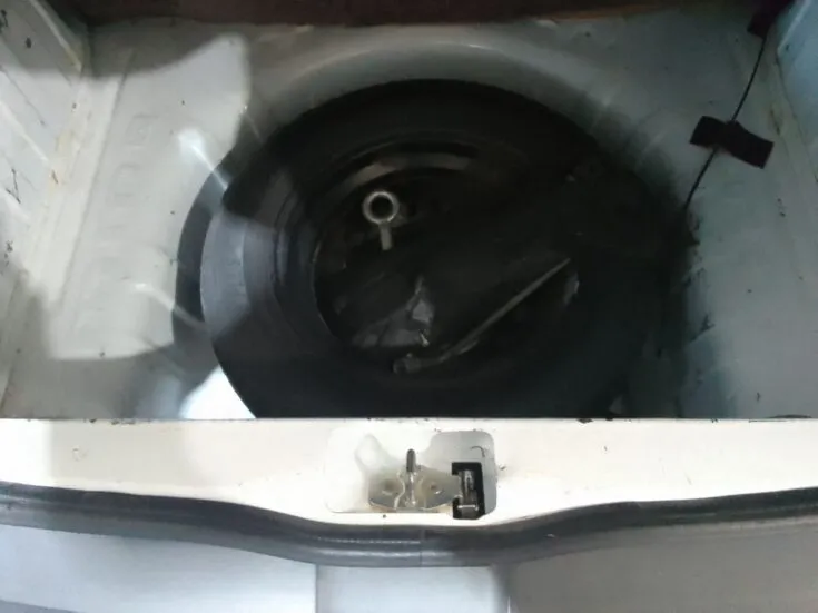 2020 Renault Kwid/1.0 DYNAMIQUE (ABS) – Spare Wheel