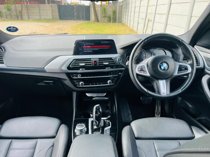 2021 BMW X3 xDRIVE 20d – Interior