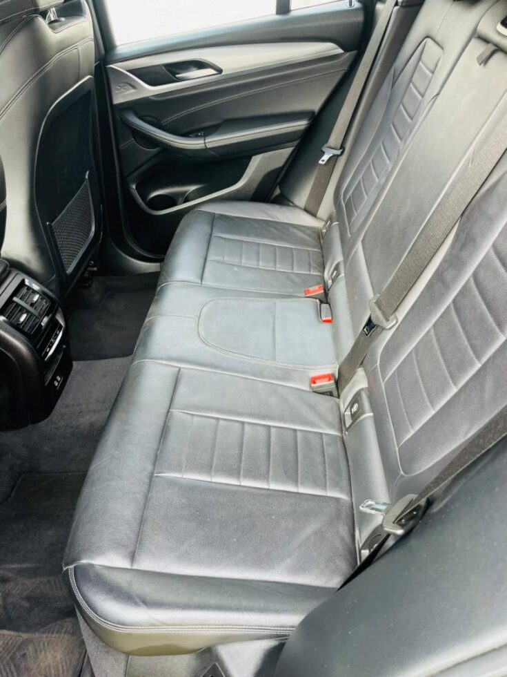 2021 BMW X3 xDRIVE 20d – Rear Seats