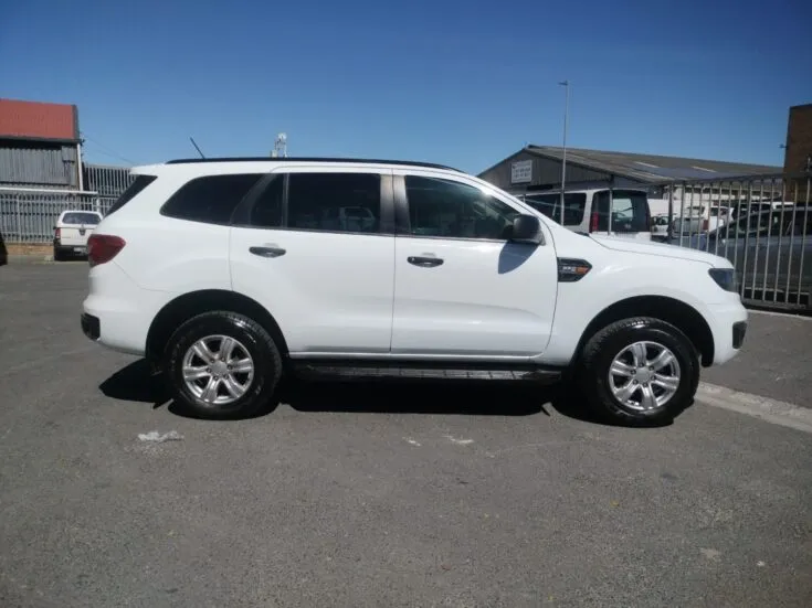 2021 Ford Everest My20/2.2 TDCI XLS 4X2 AT – Right Side Photo
