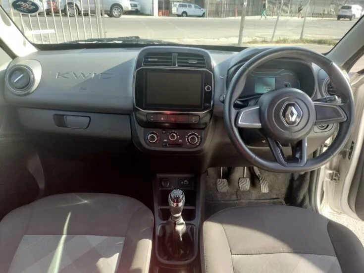 2021 Renault Kwid/1.0 DYNAMIQUE (ABS) – Dashboard