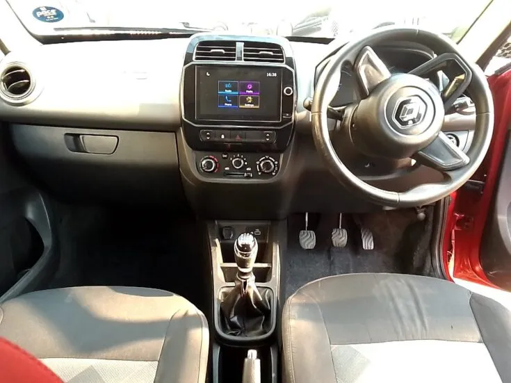 2021 Renault Kwid/1.0 DYNAMIQUE (ABS) – Dashboard