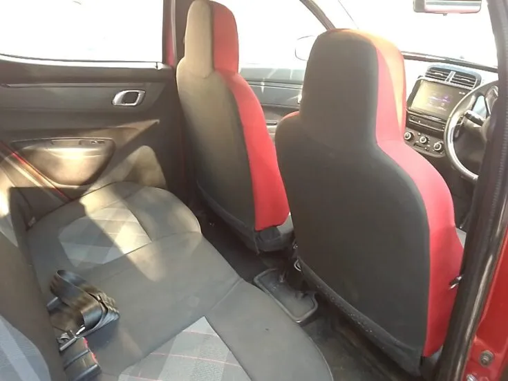 2021 Renault Kwid/1.0 DYNAMIQUE (ABS) – Interior