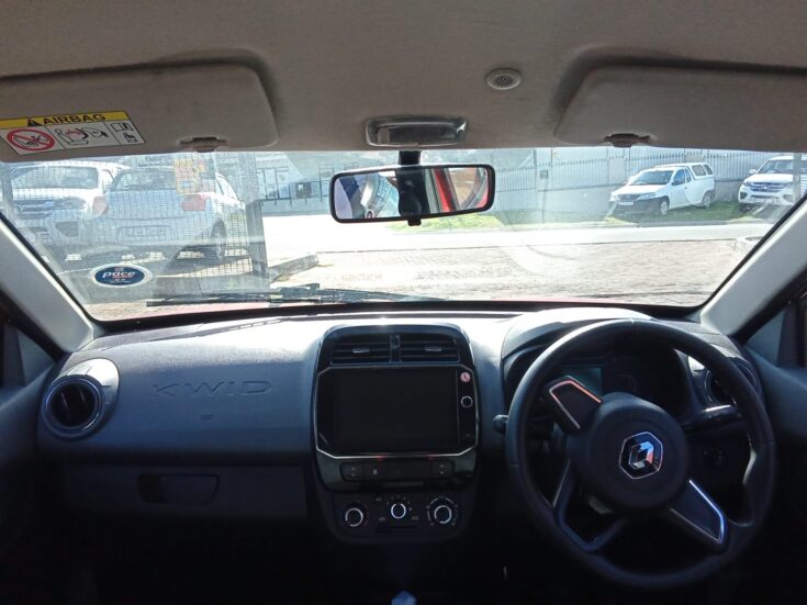 2021 RENAULT KWID DYNAMIQUE MANUAL – Dashboard