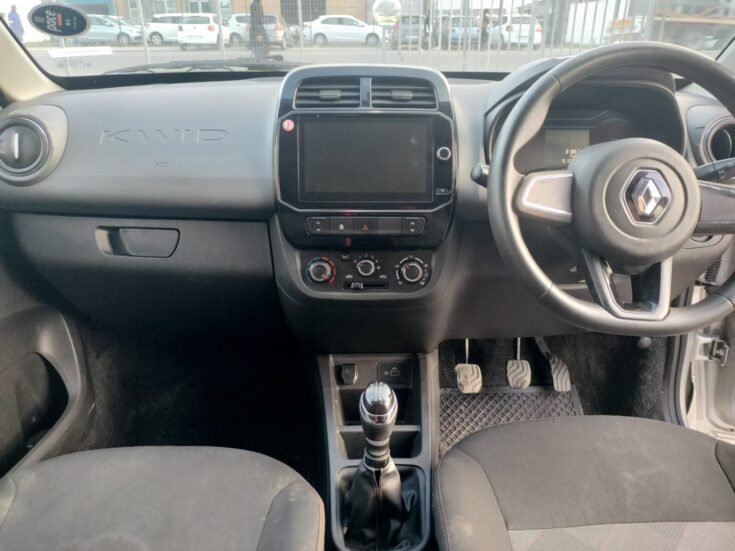 2021 RENAULT KWID DYNAMIQUE MANUAL – Dashboard