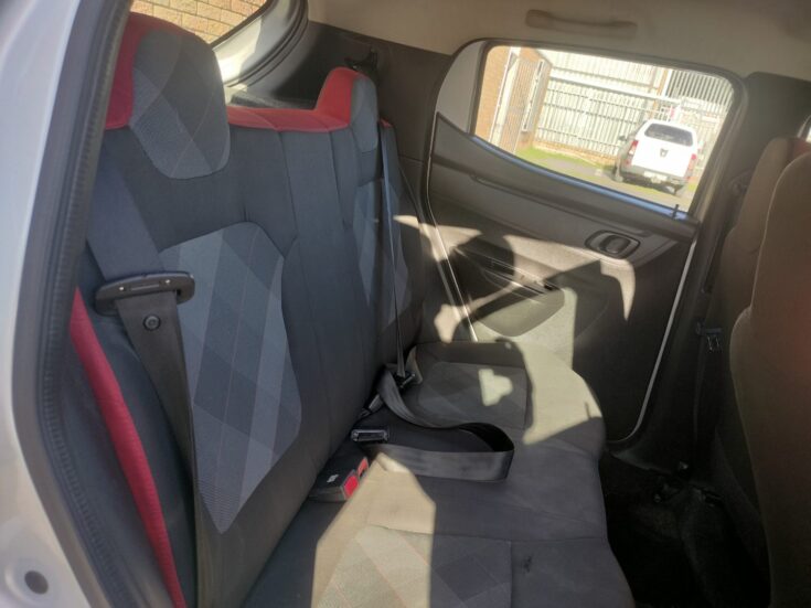 2021 RENAULT KWID DYNAMIQUE MANUAL – Rear Seats