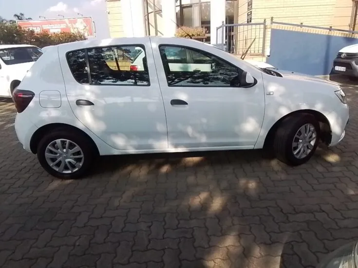 2021 Renault Sandero/0.9 TURBO EXPRESSION – Right Side Photo