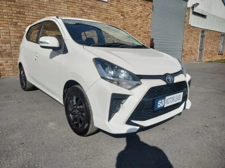 2021 TOYOTA AGYA 1.0 AT – Front Feature Photo