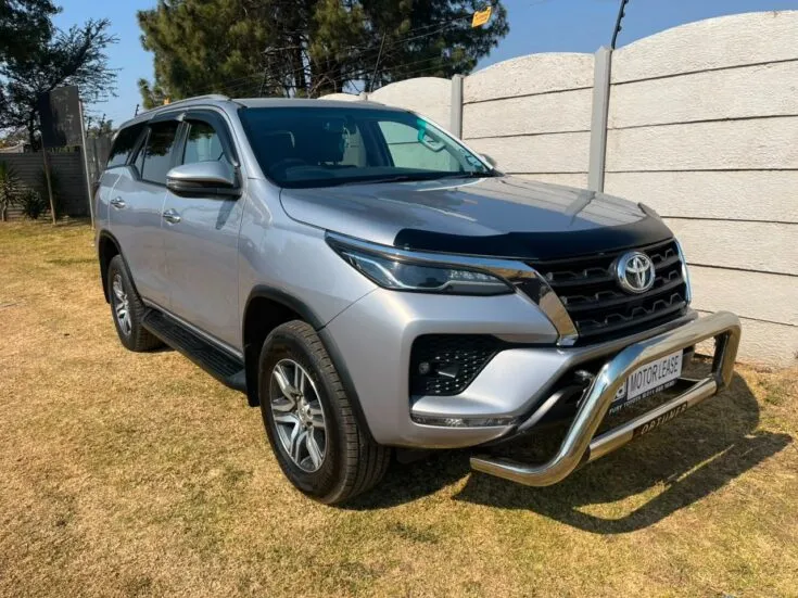 2021 TOYOTA FORTUNER 2.4 GD-6 R/B AT – Front Feature Photo
