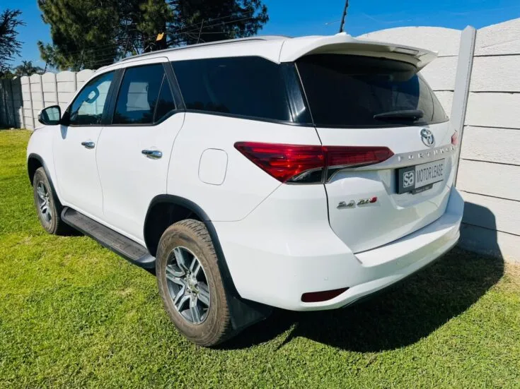 2021 Toyota Fortuner/2.4 GD-6 RB 6AT – Back Feature Photo