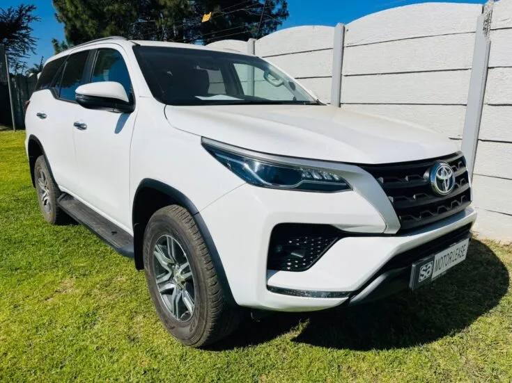 2021 Toyota Fortuner/2.4 GD-6 RB 6AT