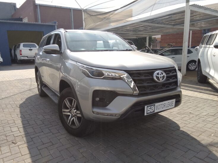 2021 TOYOTA FORTUNER 2.4GD-6 R/B A/T – Front Feature Photo