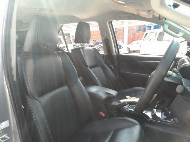 2021 TOYOTA FORTUNER 2.4GD-6 R/B A/T – Front Seats