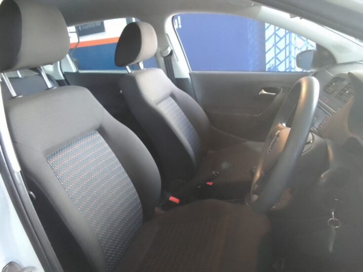 2021 Volkswagen Polo Vivo/1.4 TRENDLINE – Front Seats