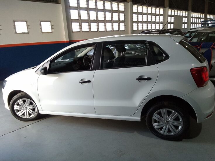 2021 Volkswagen Polo Vivo/1.4 TRENDLINE – Left Side Photo