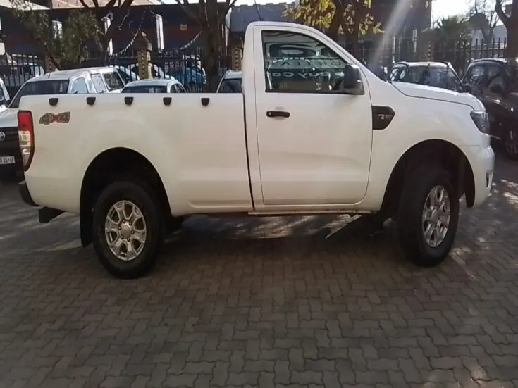 2022 Ford Ranger/2.2TDCI XL 6MT 4X4 – Back Photo
