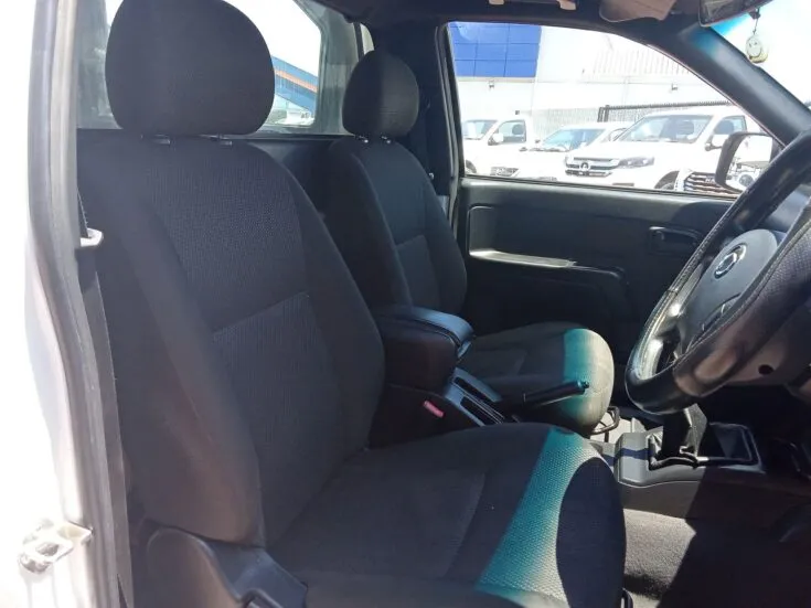 2022 Great Wall STEED 5/2.0 S 6MT 2WD – Front Seats