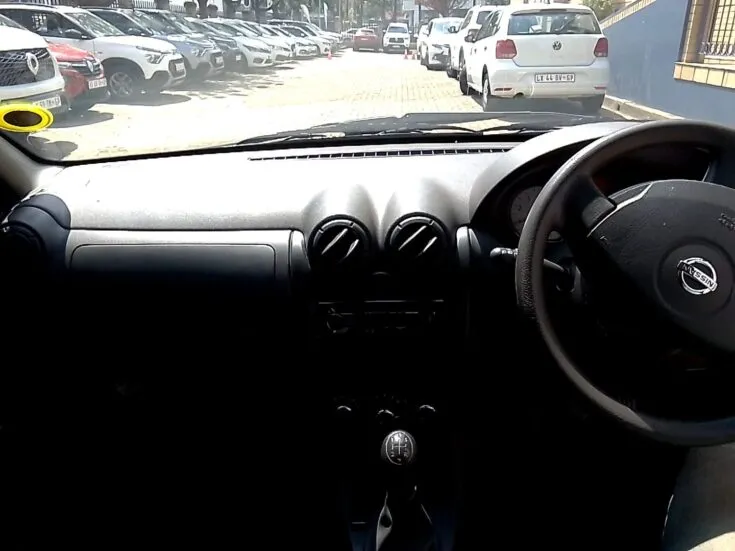 2022 Nissan Np200/1.6 STEALTH LIMITED EDITION – Dashboard