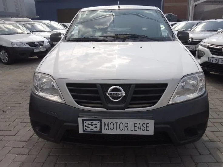 2022 Nissan Np200/1.6 STEALTH LIMITED EDITION – Front Photo