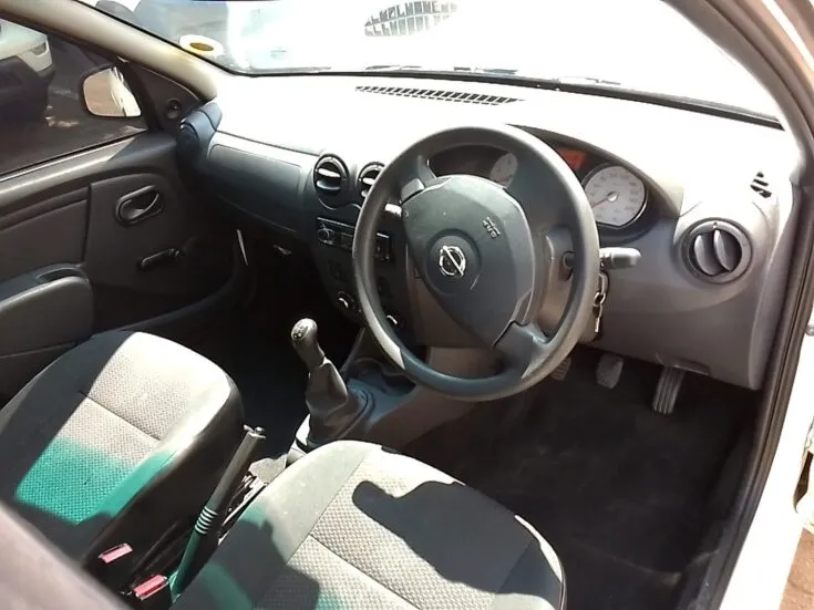 2022 Nissan Np200/1.6 STEALTH LIMITED EDITION – Interior