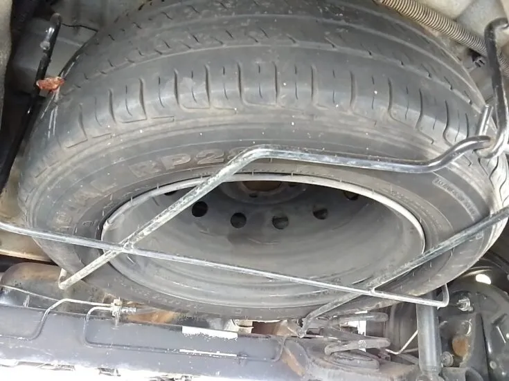 2022 Nissan Np200/1.6 STEALTH LIMITED EDITION – Spare Wheel