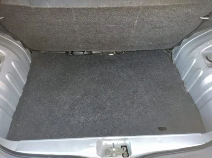 2022 Renault Kwid/1.0 DYNAMIQUE (ABS) – Boot / Loadbin