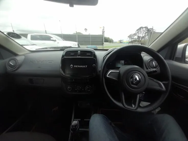 2022 Renault Kwid/1.0 DYNAMIQUE (ABS) – Interior