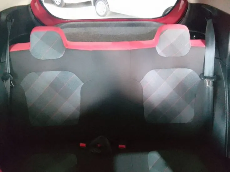 2022 Renault Kwid/1.0 DYNAMIQUE (ABS) – Rear Seats