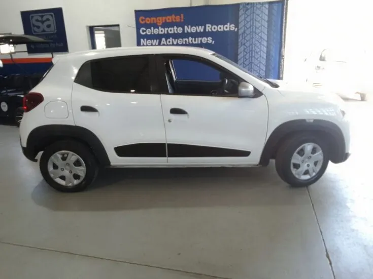2022 Renault Kwid/1.0 DYNAMIQUE (ABS) – Right Side Photo
