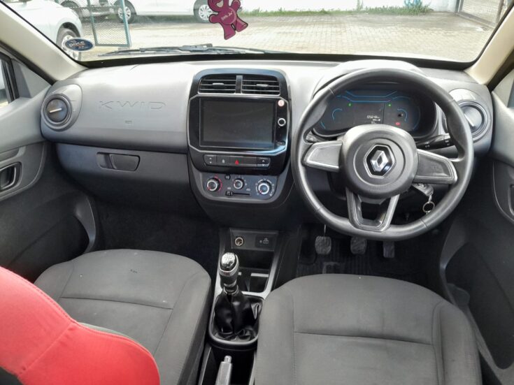 2022 RENAULT KWID DYNAMIQUE MANUAL – Dashboard
