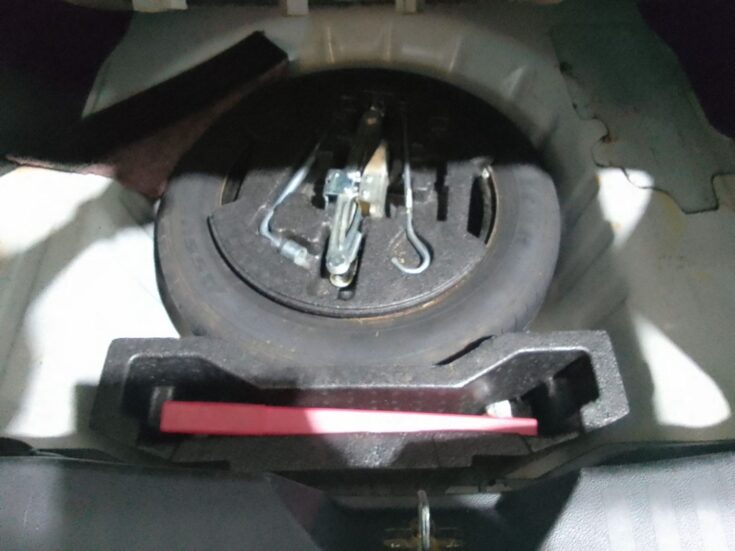 2022 SUZUKI CIAZ 1.5 GL A/T – Spare Wheel