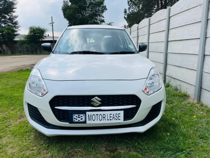 2022 Suzuki Swift/1.2 GA – Front Photo