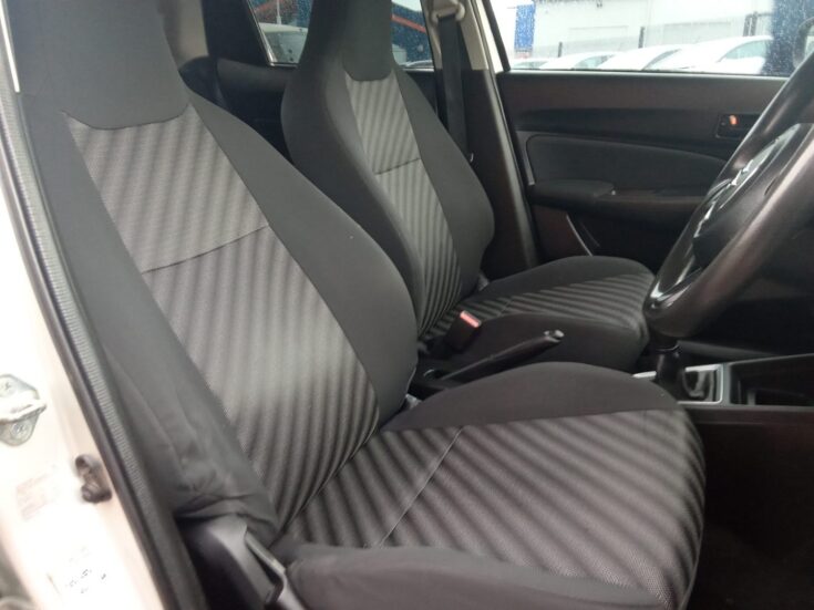 2022 Suzuki Swift/1.2 GA – Front Seats